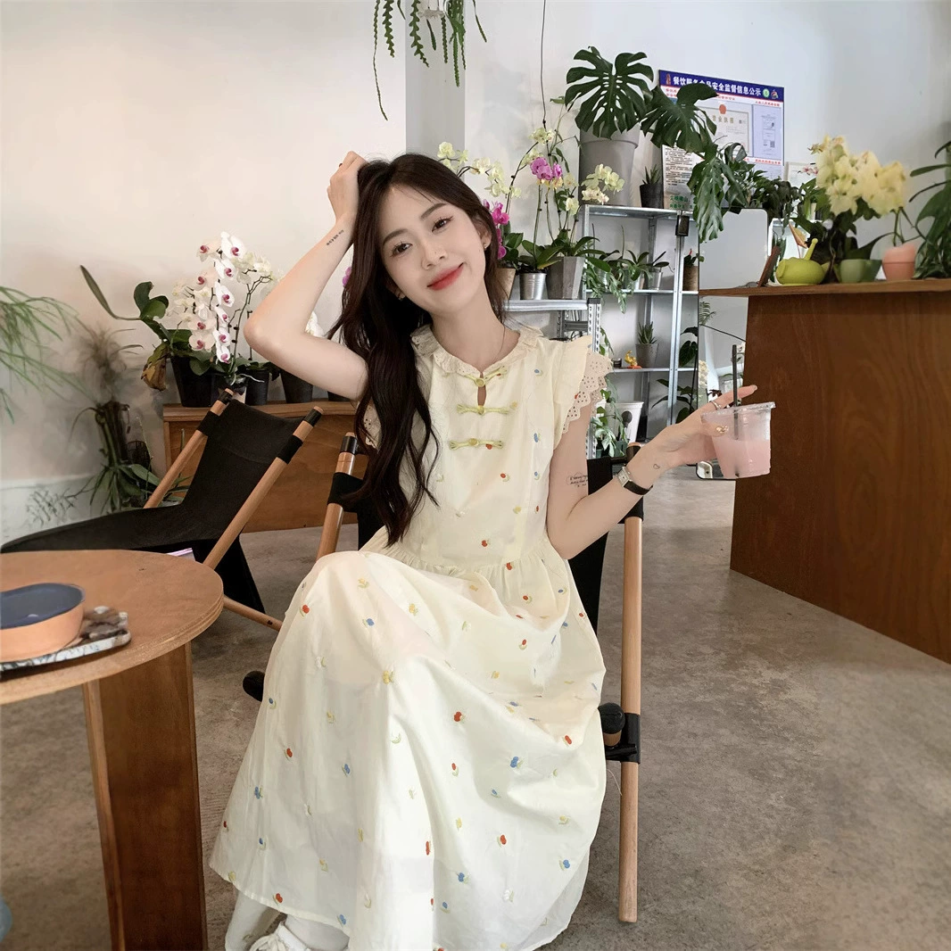 Сладкая цветочная пряжка платье женское лето 2024 новая талия тонкая средняя длинная дизайн юбка жилет