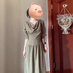 2025早秋季新款韩系氛围感穿搭绿色气质长袖连衣裙子女小个子长裙