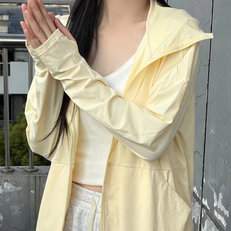 Ropa de mujer de verano nueva ropa de seda de hielo anti-UV suelta universal chaqueta ultrafina fábrica de comercio exterior de mujeres