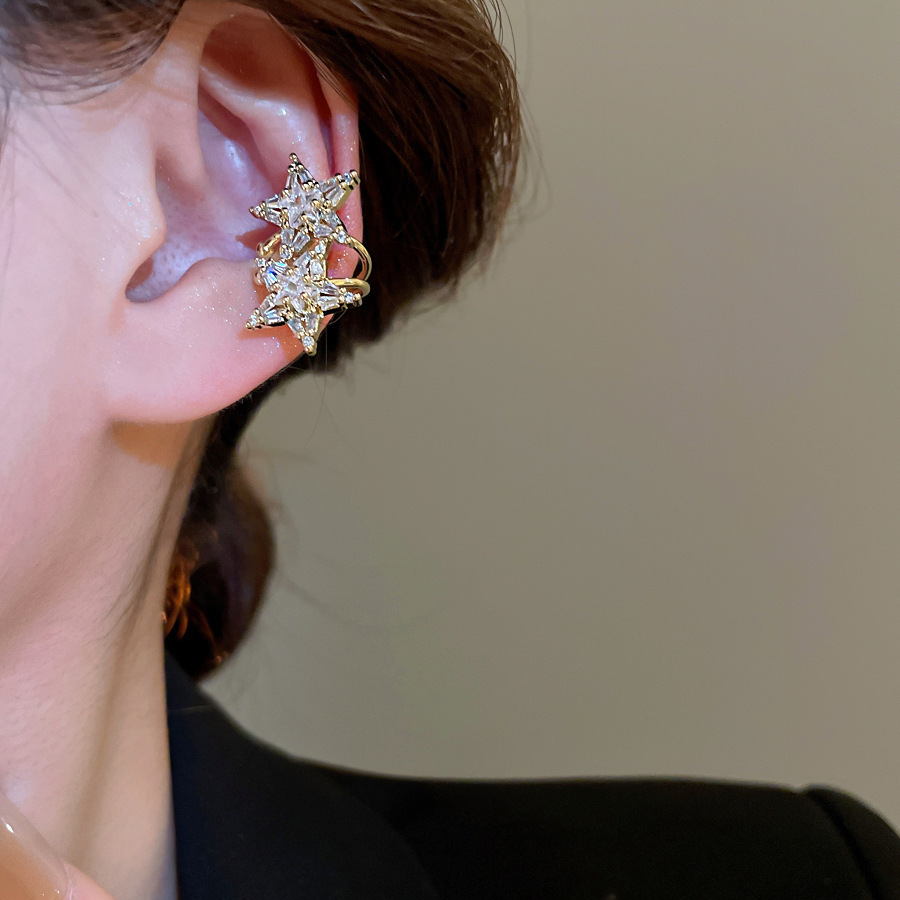 Pinzas de oreja en forma de C de circón galvanizado de oro real coreanas, pequeñas y exquisitas pinzas de hueso de oreja de todo fósforo, sin orejas perforadas, pendientes de nicho para mujeres