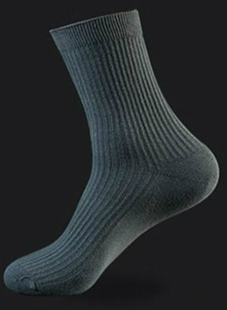 海怡娜の双針筒は男性の靴下の綿を厚くして保温します。