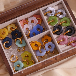 European and American Fashion Elegant Retro Small Flower Earrings Stainless Steel Plated 18K Gold Colorful Dopamine Flower Earrings for Women