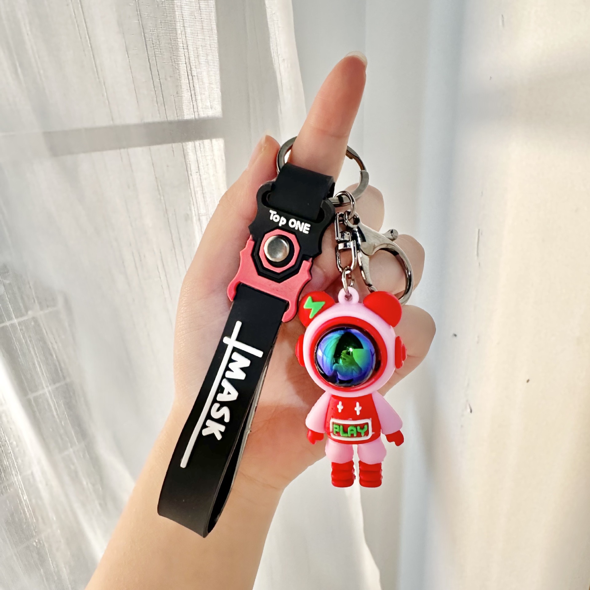 Estilo explosivo, juego de moda simple, llavero de oso relámpago, pegamento suave tridimensional, llavero de oso de dibujos animados, colgante de bolsa al por mayor