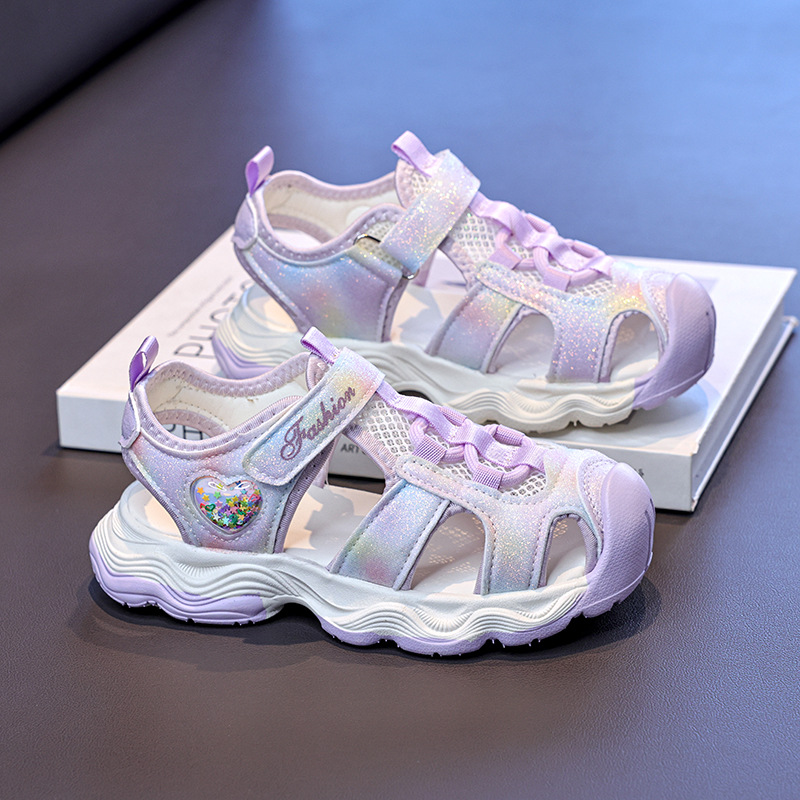 Sandalias deportivas para niños 2026 verano nuevo tipo de chicas cómodas zapatos de princesa universal zapatos de moda para niños zapatos casuales suaves