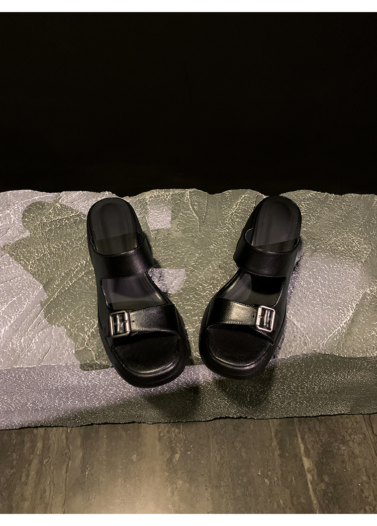 Dép sandal nữ xỏ ngón đế bệt, quai ngang hở mũi, đế dày tăng chiều cao, chống trượt, đi biển mùa hè — màu đen, màu trắng ngà, màu mơ chi tiết 22