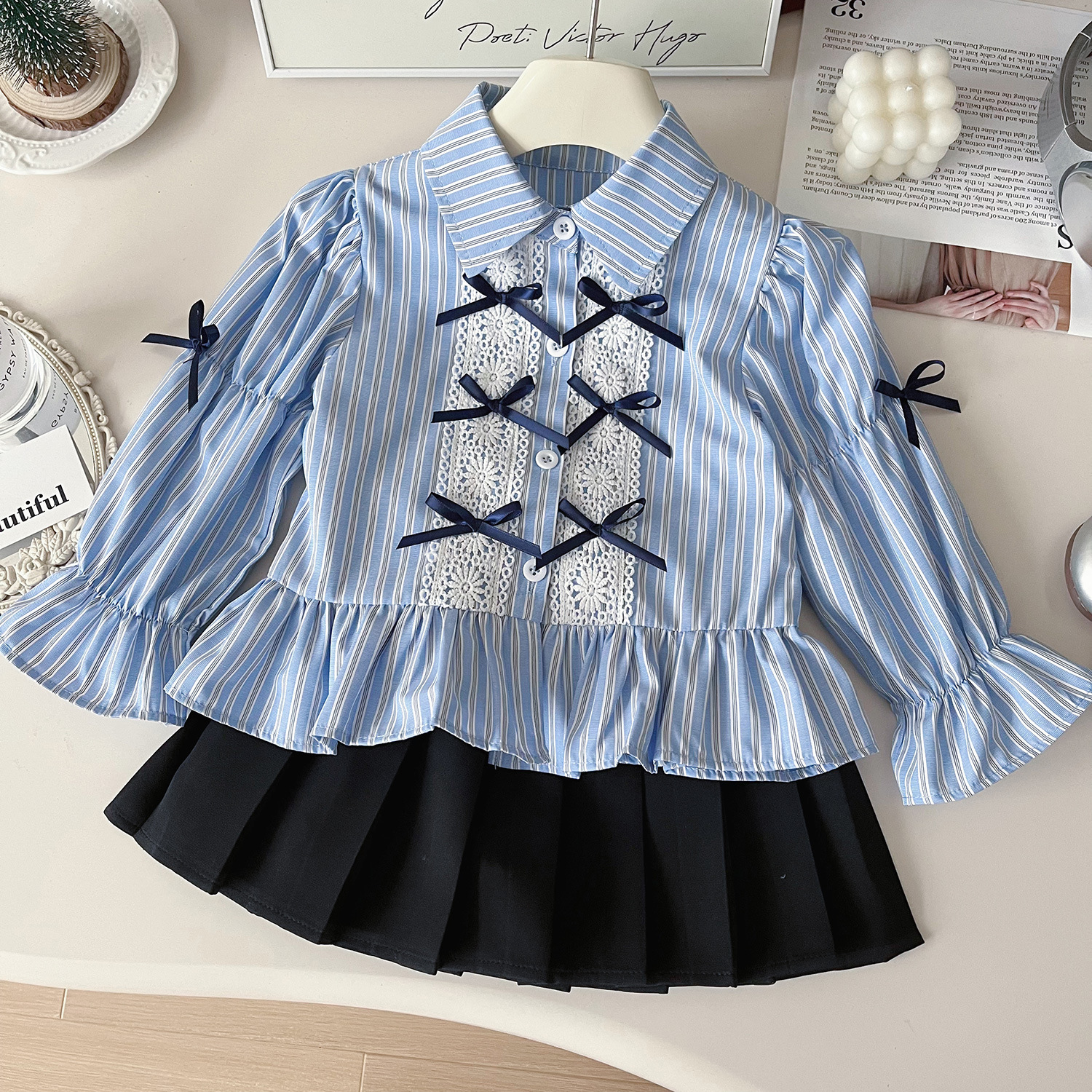 2024 autumn new Korean version girls' striped small bow shirt, women's treasure pleated short skirt two-piece set 67591_voghion.com