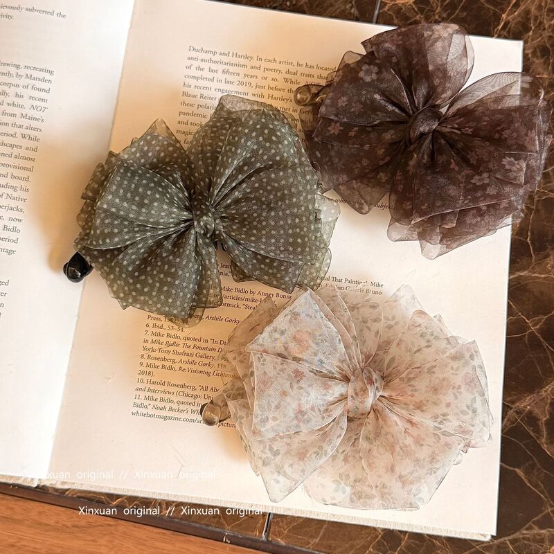 Korean-Style Gentle Floral Bow Banana Clip for Women, Vintage High-End Polka Dot Full Bun Hairpin Korean-Style Gentle Floral Bow Banana Clip for Women, Vintage High-End Polka Dot Full Bun Hairpin