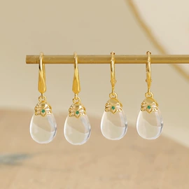 耳钉;戒指;吊坠