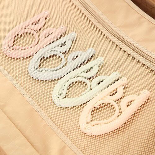 Folding clothes hanger travel multifunctional plastic magic portable home storage simple business trip retractable non-slip drying rack