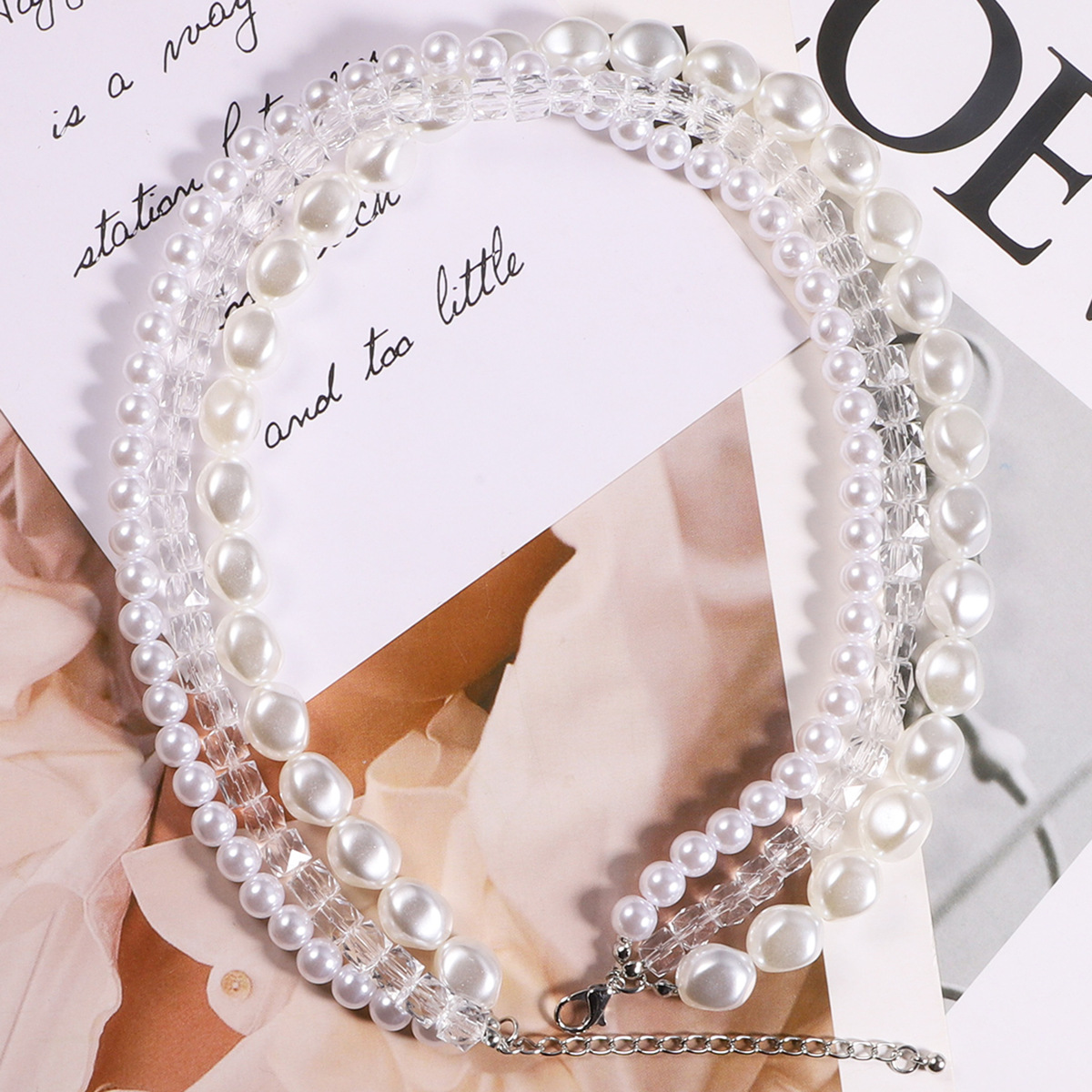 Fashion Multi-layer Winding Pearl Clavicle Chain Short Necklace display picture 3