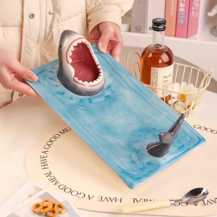 Plato de tiburón de boca grande, plato especial de tiburón de salmón, plato cerámico con plato de bocadillos multifuncional, plato de bocadillos de sushi, plato de comida diaria para comedor