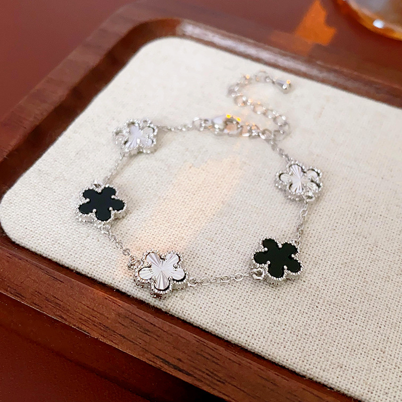 Pulsera de flor de cinco pétalos con galvanoplastia de oro real de 14K, pulsera de moda exquisita y versátil, joyería de lujo ligera de nicho para mujer