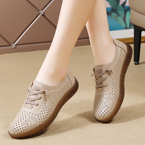 Spring Large Size Mesh Breathable Korean Style Casual Mom Shoes Soft Sole Lightweight Slip-On Slip-on Single Shoes