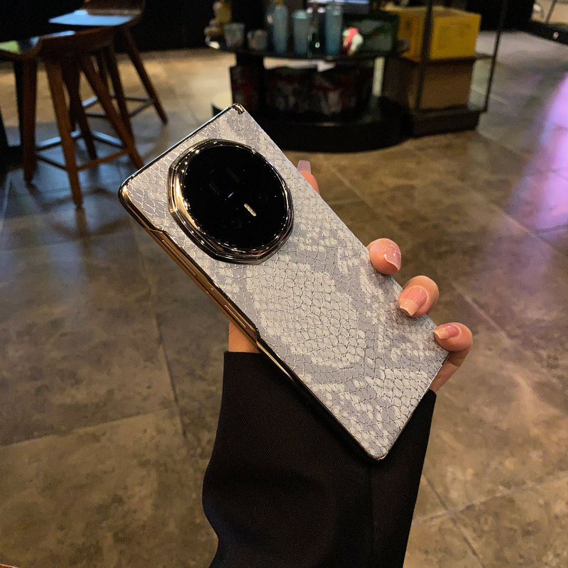 Suitable for Honor Magic V5 phone case, new electroplated hard case with snake skin pattern, mirror frame, anti-drop cover for Huawei Magic Suitable for Honor Magic V5 phone case, new electroplated hard case with snake skin pattern, mirror frame, anti-drop cover for Huawei Magic