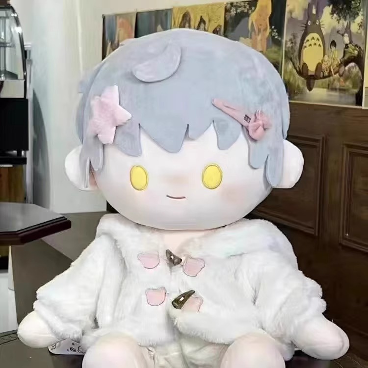 Бежевый цветной свитер, куртка, леггинсы