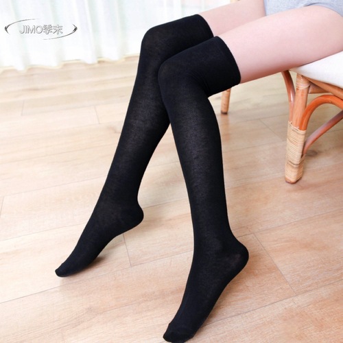 End of season Japanese college style cotton thick black and white striped stockings three stripes over the knee high socks student socks manufacturer
