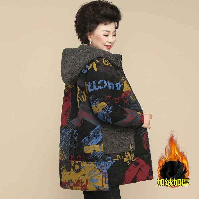 Мама хлопчатобумажная женская бархатная толстая хлопчатобумажная одежда осень-зима новая куртка большой размер пожилого возраста зимняя бабушка хлопчатобумажная куртка