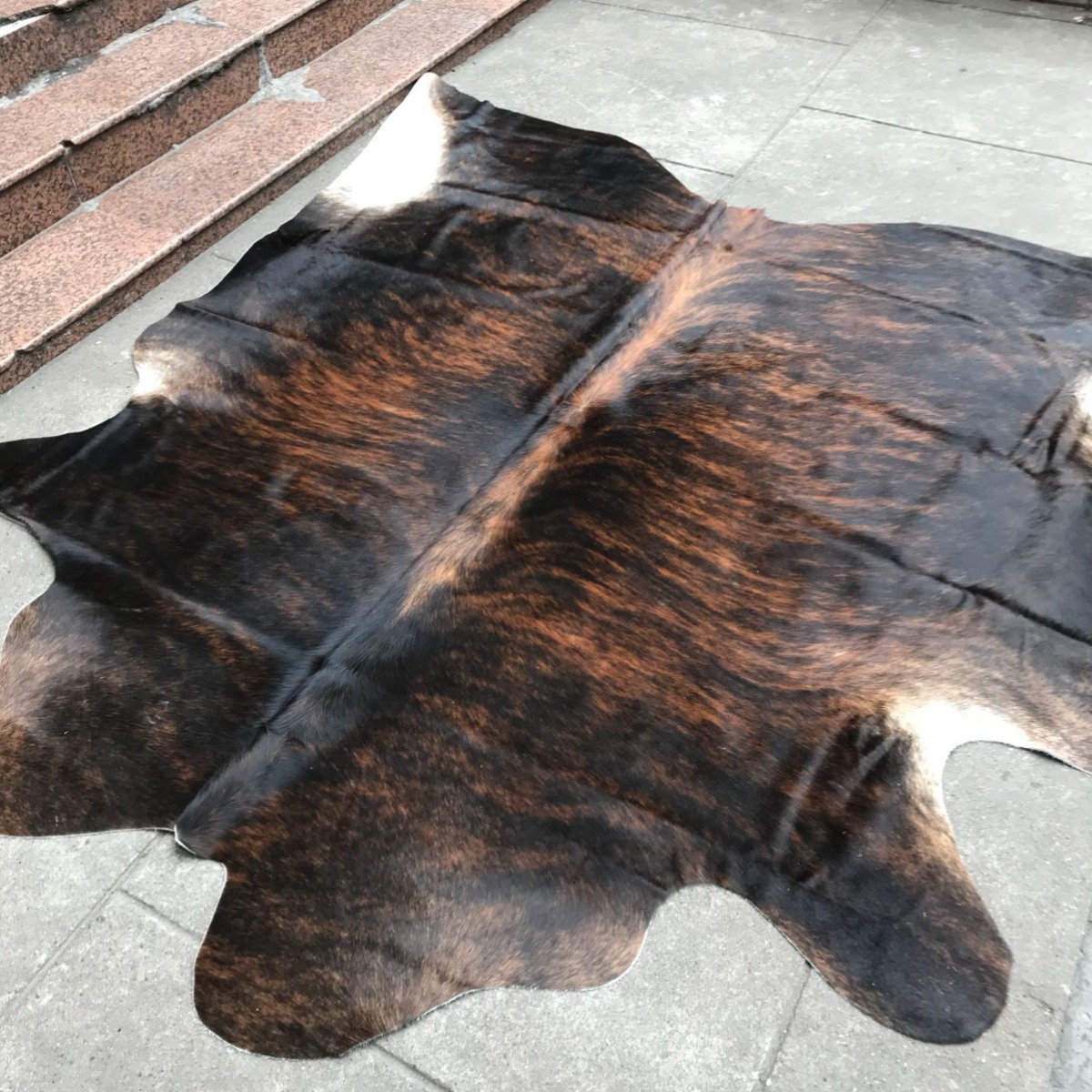 带毛牛皮  奶牛皮  整张牛皮 皮革皮料 马鞍皮