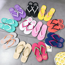 �¿�������Ů�ĕr���⴩ƽ�׸��n�溆�s����Ь��H�������ɳ��Ь