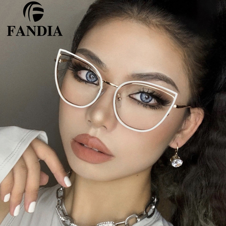 95597 nuevo metal anti-azul gafas de luz de moda de las mujeres gafas lisas marco retro gafas de ordenador puede ser equipado con gafas de miopía