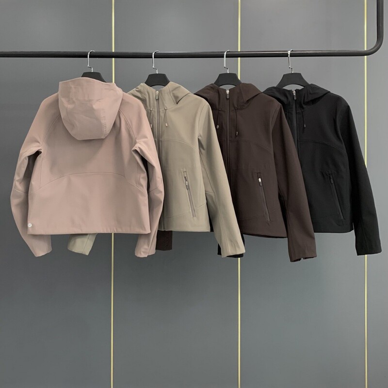 Lulu women's hooded softshell jacket, autumn and winter windproof and water-resistant short jacket, outdoor sports windbreaker, jacket Lulu women's hooded softshell jacket, autumn and winter windproof and water-resistant short jacket, outdoor sports windbreaker, jacket