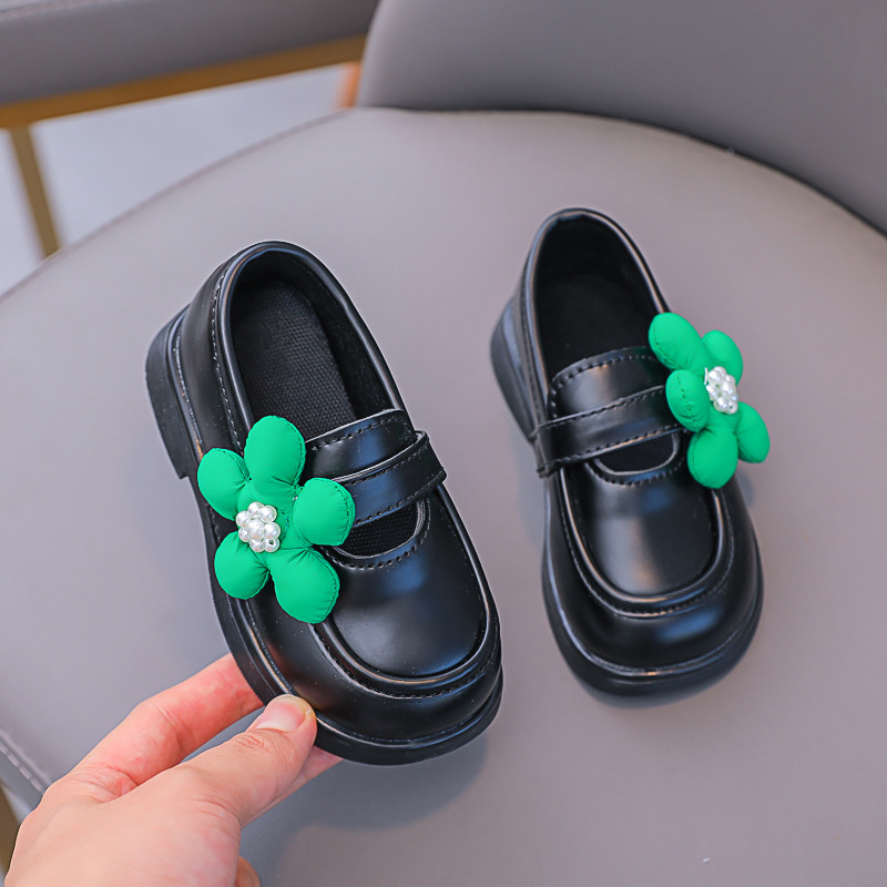 Zapatos de cuero pequeños para niña, zapatos de princesa de estilo preppy, planos de flores para niña pequeña y mediana, otoño 2024
