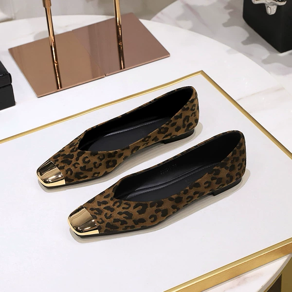 Leopard print