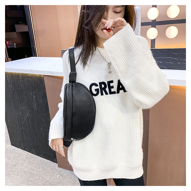 Fashion Chest Shoulder 2021 New Autumn Solid Color Waist Street Trend Small Shoulder Bag display picture 10