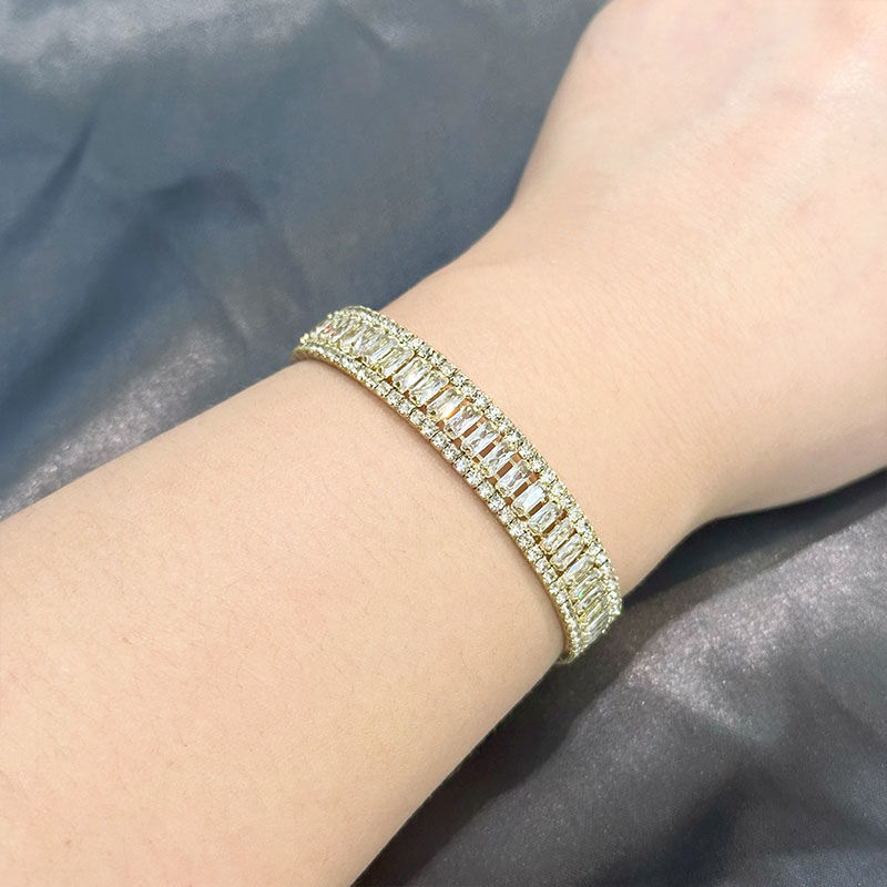 화이트 지르콘 다이아몬드 [수정된 손 모양]