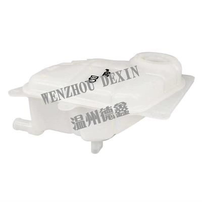 Supply of expansion tank auxiliary water tank suitable for Volkswagen 03-703; 8D0121403L; 8D0121403F