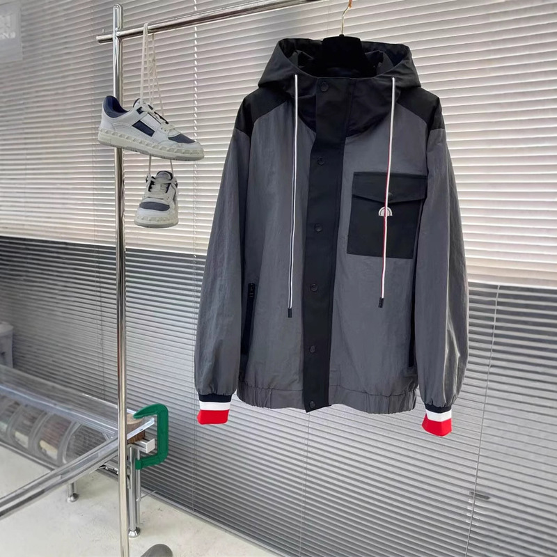 25 New mc Mask Style Early Spring Color Matching Coat Hooded Jacket All-match Guest High Luxury Jacket Delivery