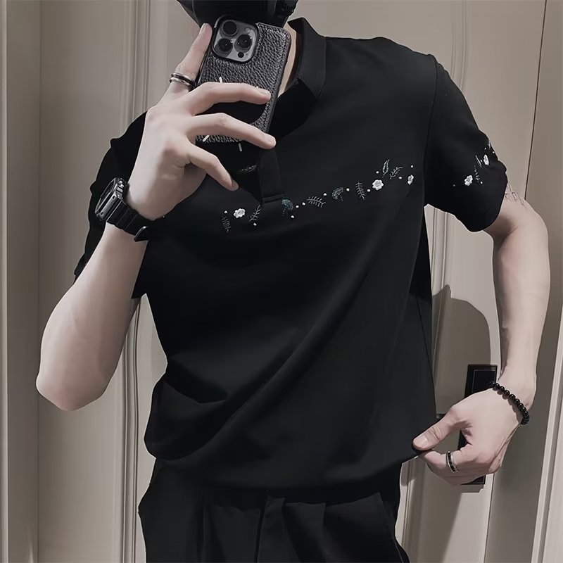 Camisa polo de manga corta con solapa de tendencia Camiseta de verano de marca de moda para hombres Versión coreana de la tendencia delgada 2024 nueva camiseta de todo fósforo