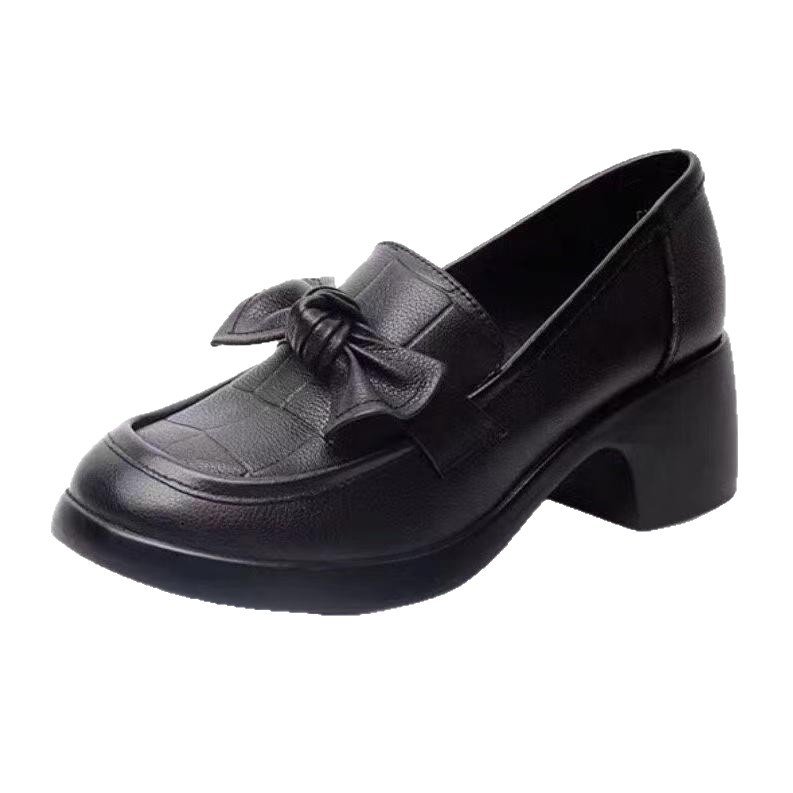 2026 primavera y verano nuevo estilo anti-sucio arco suave estilo de viaje de moda versátil zapatos de trabajo zapatos de mujer Lefour zapatos únicos