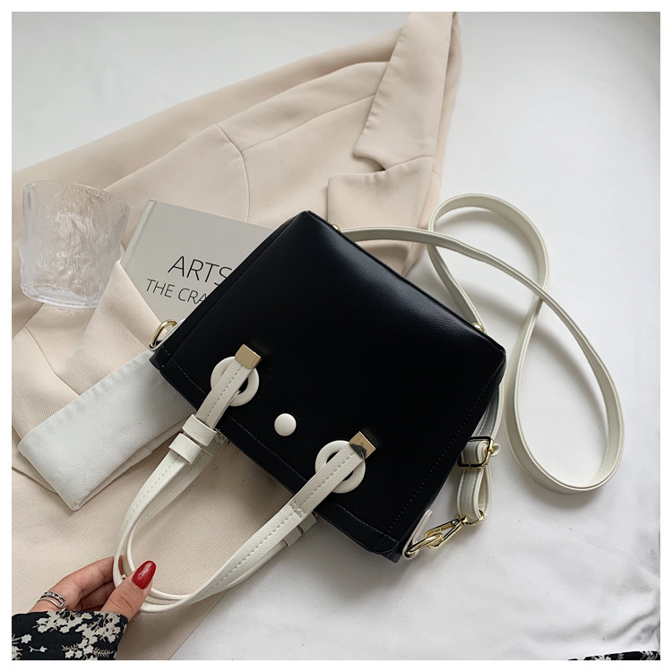 Fashion Bucket Bags Women's New Fashion Shoulder Crossbody All-matching Commuter Women's Bag Western Style Contrast Color Handbag display picture 6