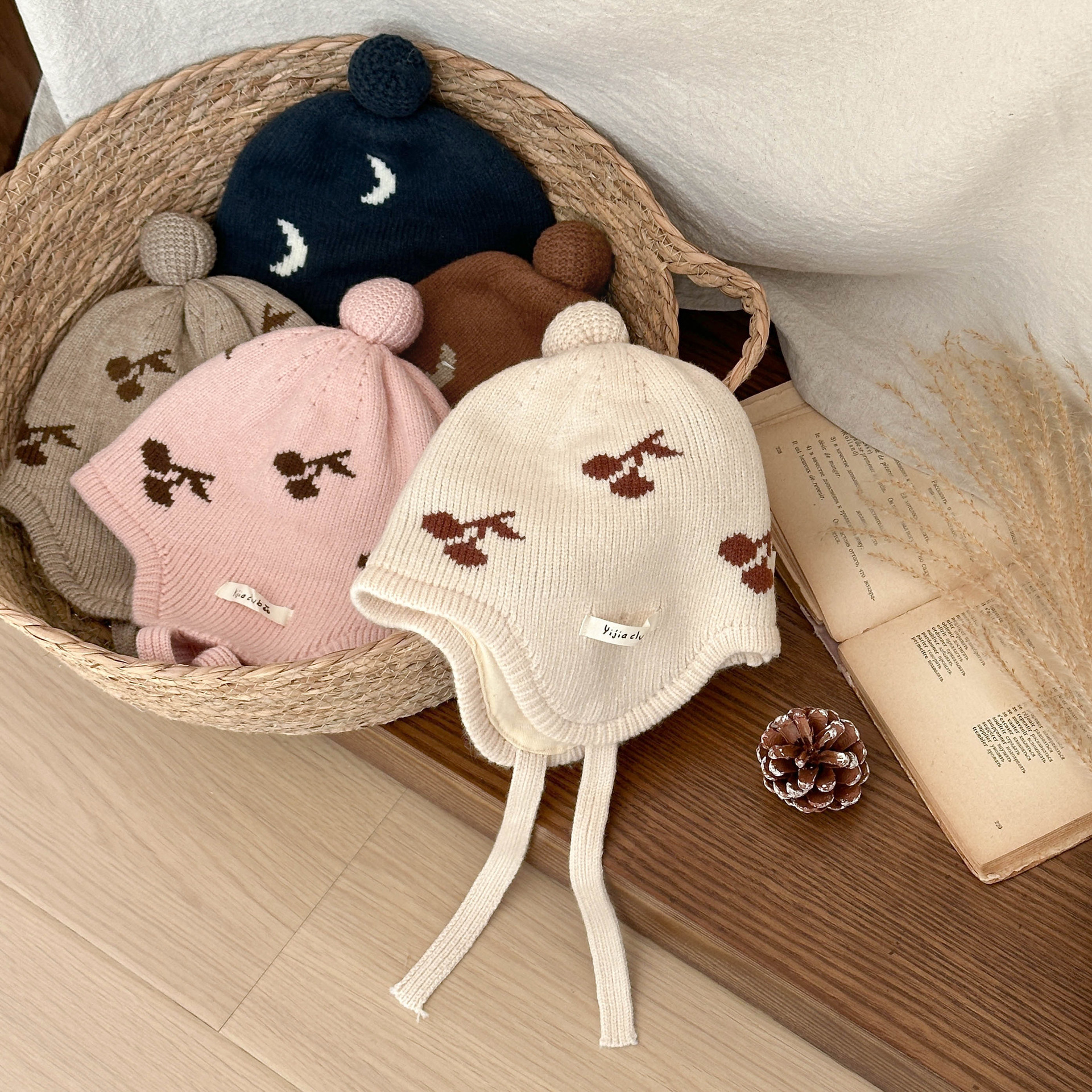 Sombreros para bebés y niños pequeños, ropa de invierno, estilo español, sombreros de lana extranjero para hombres y mujeres, bebés de luna, gorras de tejido con lazos