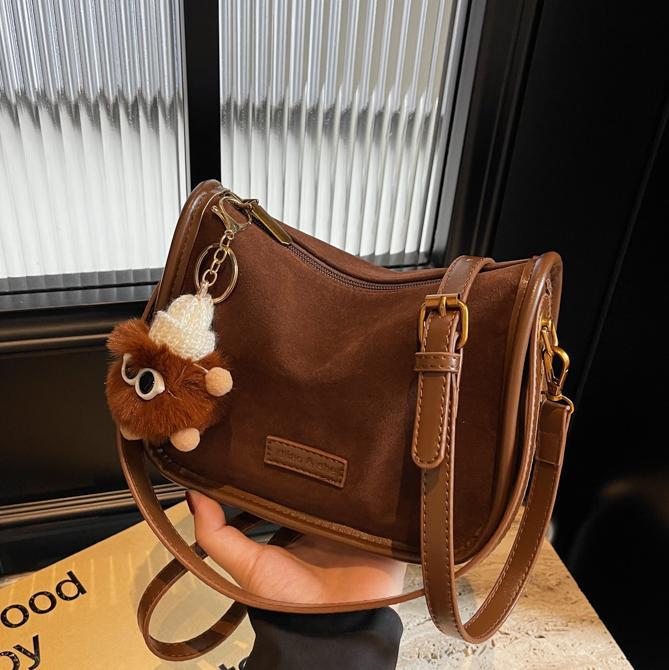 Otoño y invierno explosivo bolso de terciopelo de seda para mujeres 2024 nueva moda ocio bolso cuadrado textura versátil bolso de mochila