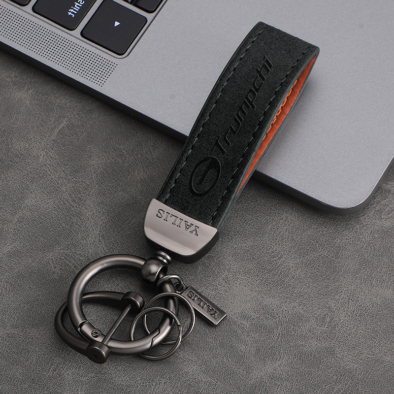 Llavero de coche 2023 nuevo anillo de herradura de motocicleta para hombres y mujeres colgantes anti-pérdida sensación avanzada y piel de ante duradera