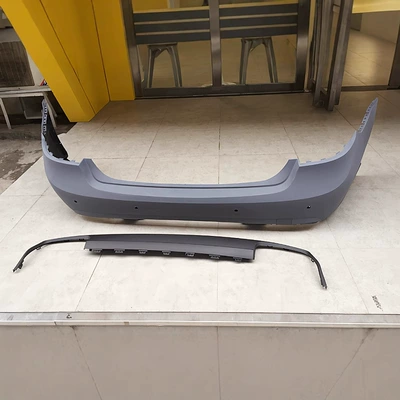 Big Surrounded W212 E200 260 E300 Modified - 09-13-mercedes-benz-e-class-modified-e63-rear-bumper