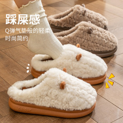 綿のスリッパの女性の秋冬の室内の部屋の保温の毛のぬいぐるみの厚い底の滑り止めの家庭用のカップルの綿は男の冬を引っ張ります。