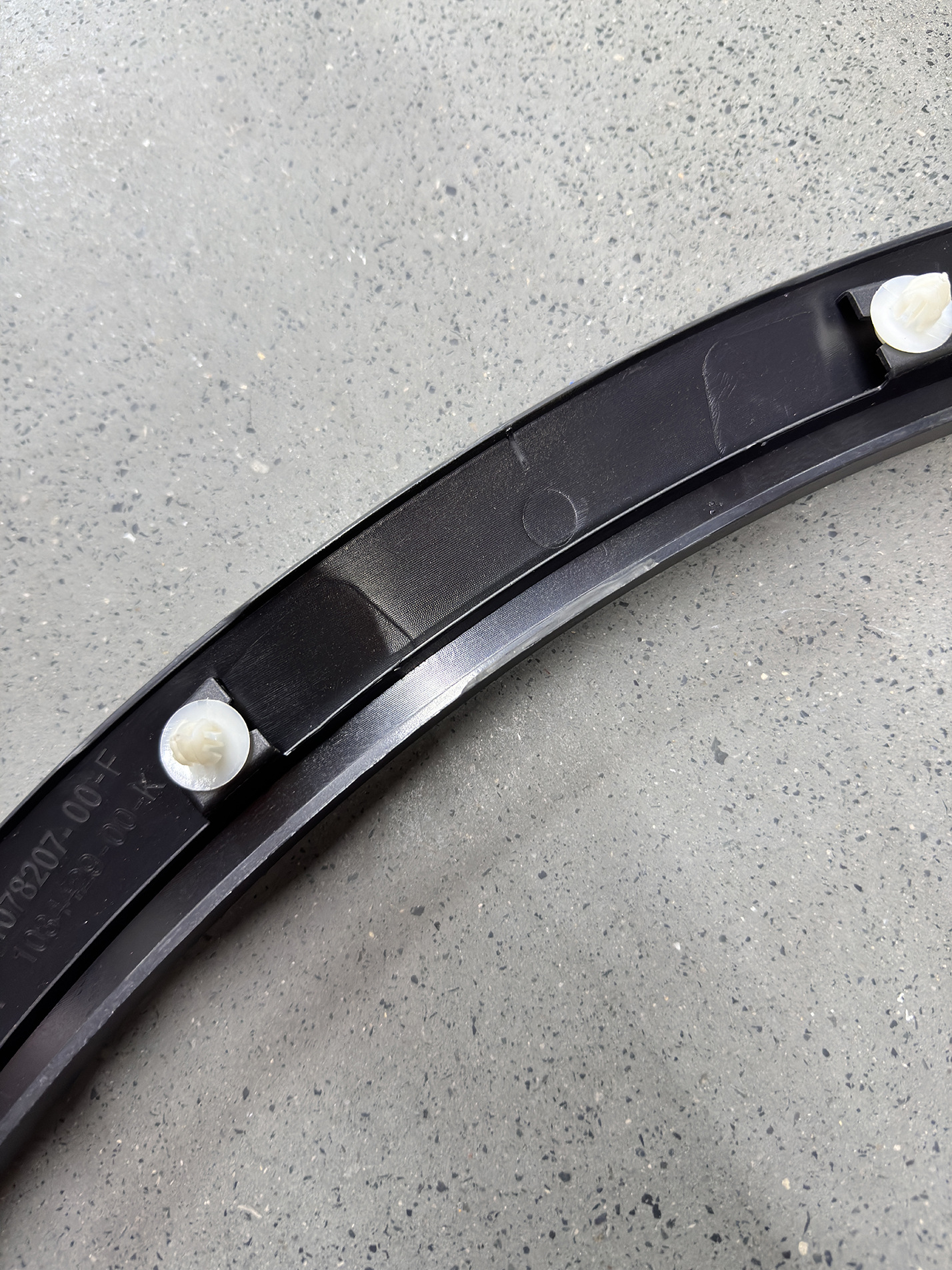 Suitable for Tesla Model X: front and rear wheel arch trim, left and right wheel fender protectors, and mudguard decorative strips