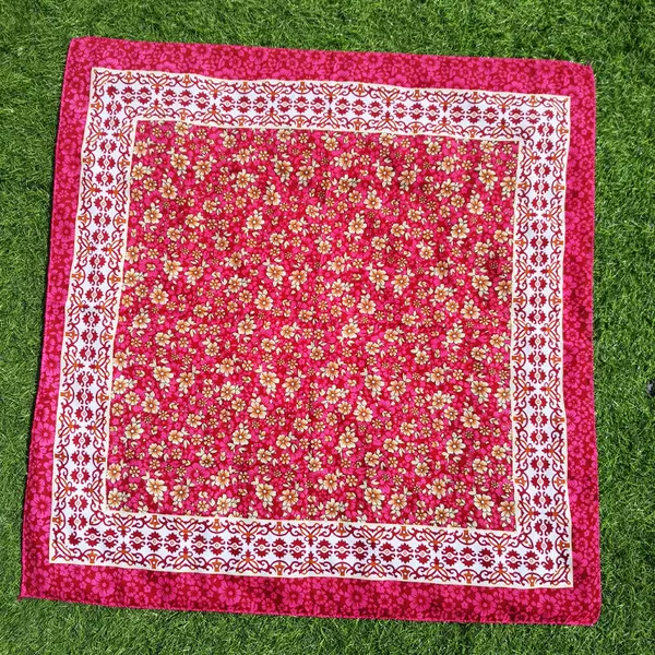 Twill Printed Square Scarf with Floral Pattern, Acrylic Small Chrysanthemum Ethnic Style Women's Scarf, Wholesale in Stock