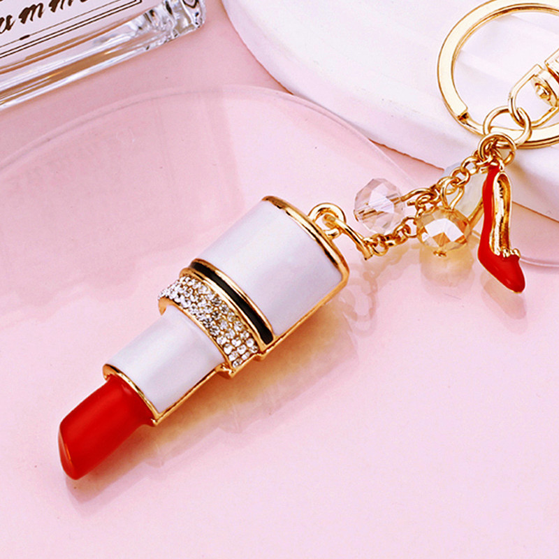 Diamond lipstick high heels car keychain women's bag pendant metal key chain cross-border small gift wholesale
