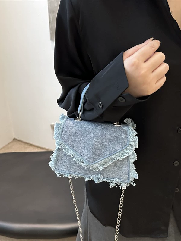 Сумка через плечо Denim ретро ручная одно плечо, с бахромой, компактная 17×7.5×12 см