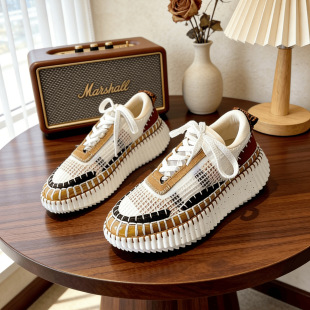 �W���¿��ֹ��p�R�˾���ЬС��ЬŮǰϵ���r�к���������e�\��Ь
