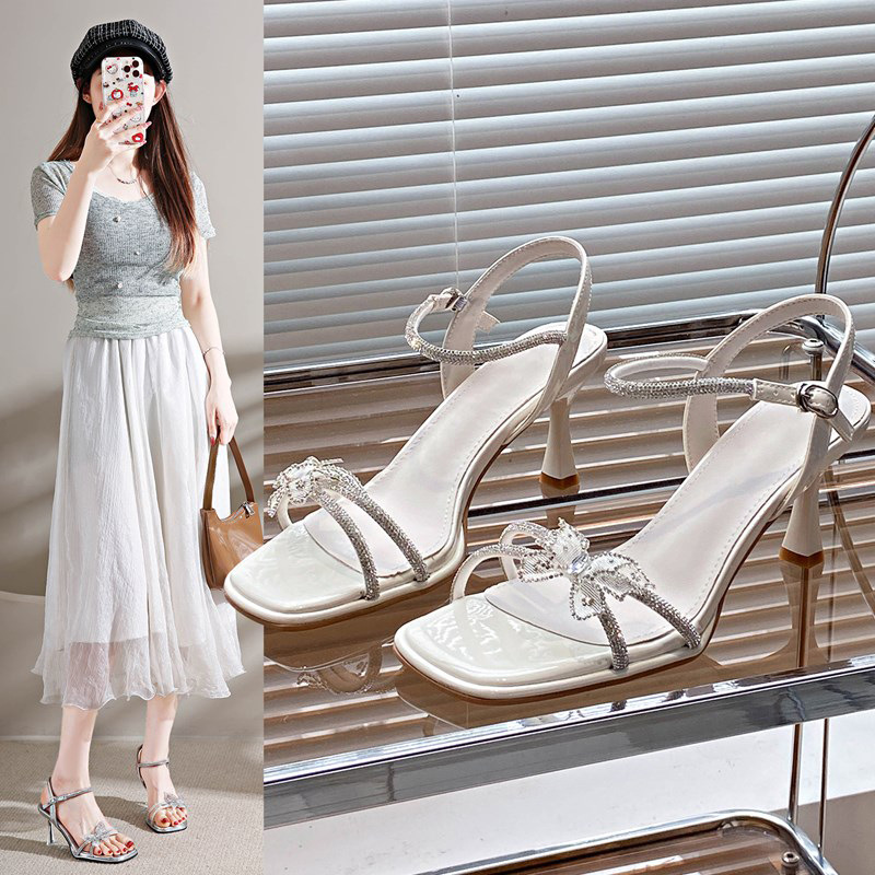 French-Style Transparent High-Heeled Shoes for Women, 2026 Summer New Model, Chunky Heel, Rhinestone Strap, Fairy Style, Suitable for Pairing with Dresses, Sandals