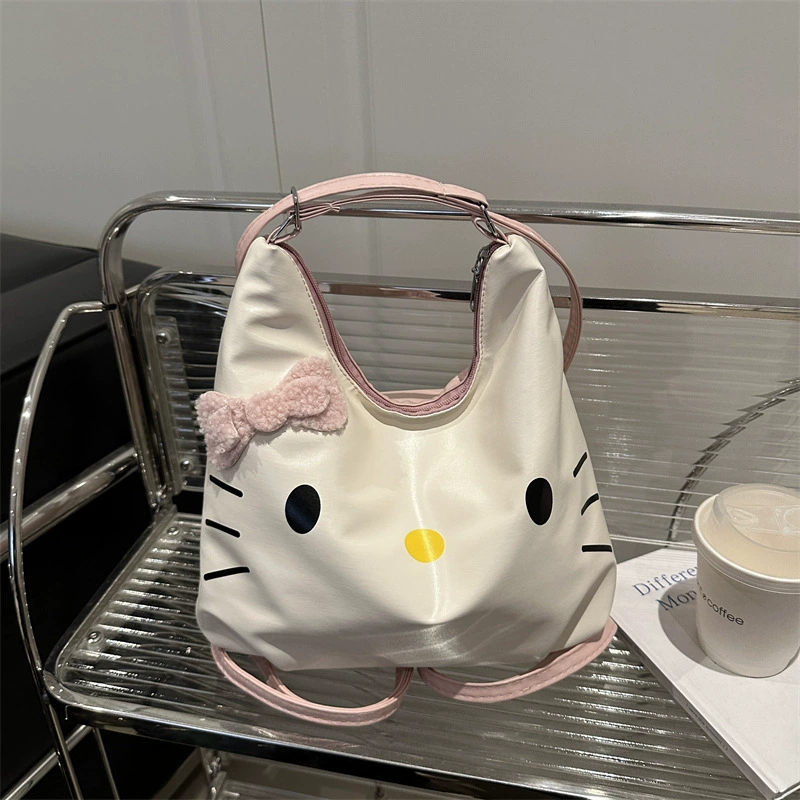 Сумка через плечо (Hello Kitty) мультяшная вместительная, белая с подвеской