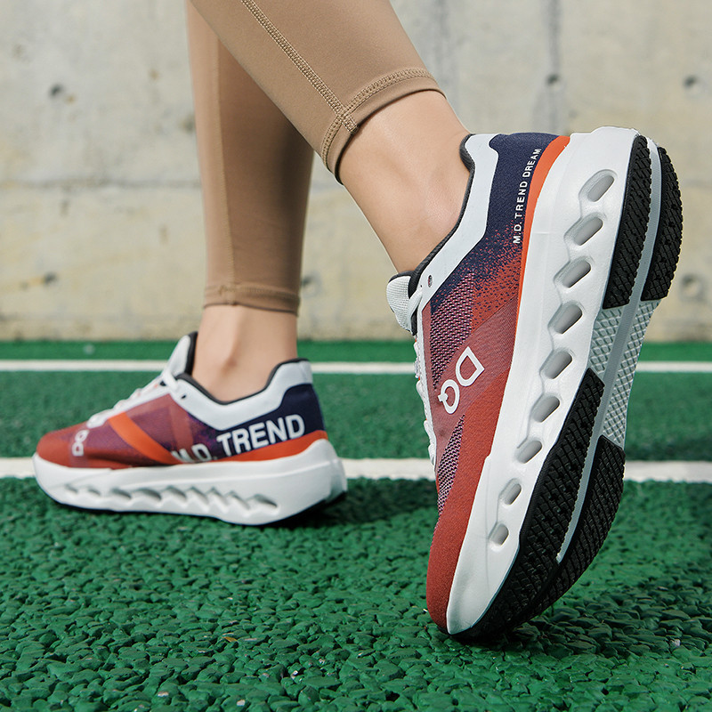 Cross-border 2026 nuevos zapatos de pareja casuales de moda zapatos deportivos de hombre cómodos versátiles zapatos de carrera ligeros de moda