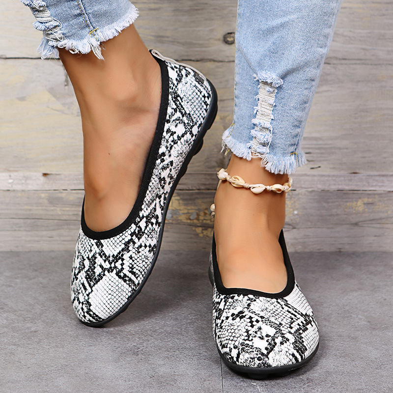 Snake Pattern Round Head Flat Bottom Shoes NSYBJ104643