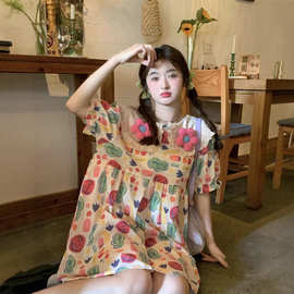 夏季2025新款甜美风设计感小众个性减龄印花娃娃领泡泡袖连衣裙女