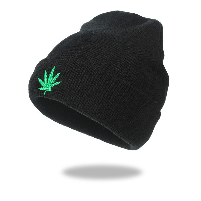 126g Weight Wool Cap Hats Type Casual, Daily, Street Occasion Acrylic Material Maple Leaf Pattern Unisex Hip-hop Retro Streetwear Maple Leaf Embroidery Eaveless Wool Cap